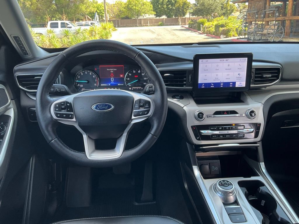 Certified 2024 Ford Explorer XLT w/ Equipment Group 202A image 63