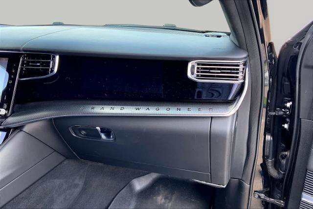 Used 2022 Jeep Grand Wagoneer Series II AWD/4WD image 19