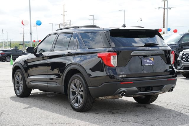 Certified 2023 Ford Explorer XLT w/ Equipment Group 202A AWD/4WD image 5