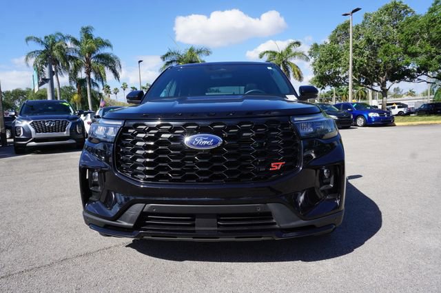 Certified 2025 Ford Explorer ST w/ Sun And Sound Package AWD/4WD image 32