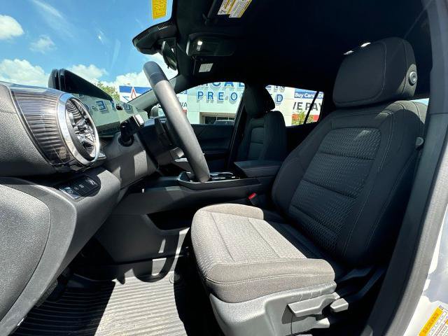 Used 2026 Chevrolet Equinox LT w/ LPO, Floor Liner Package FWD image 14