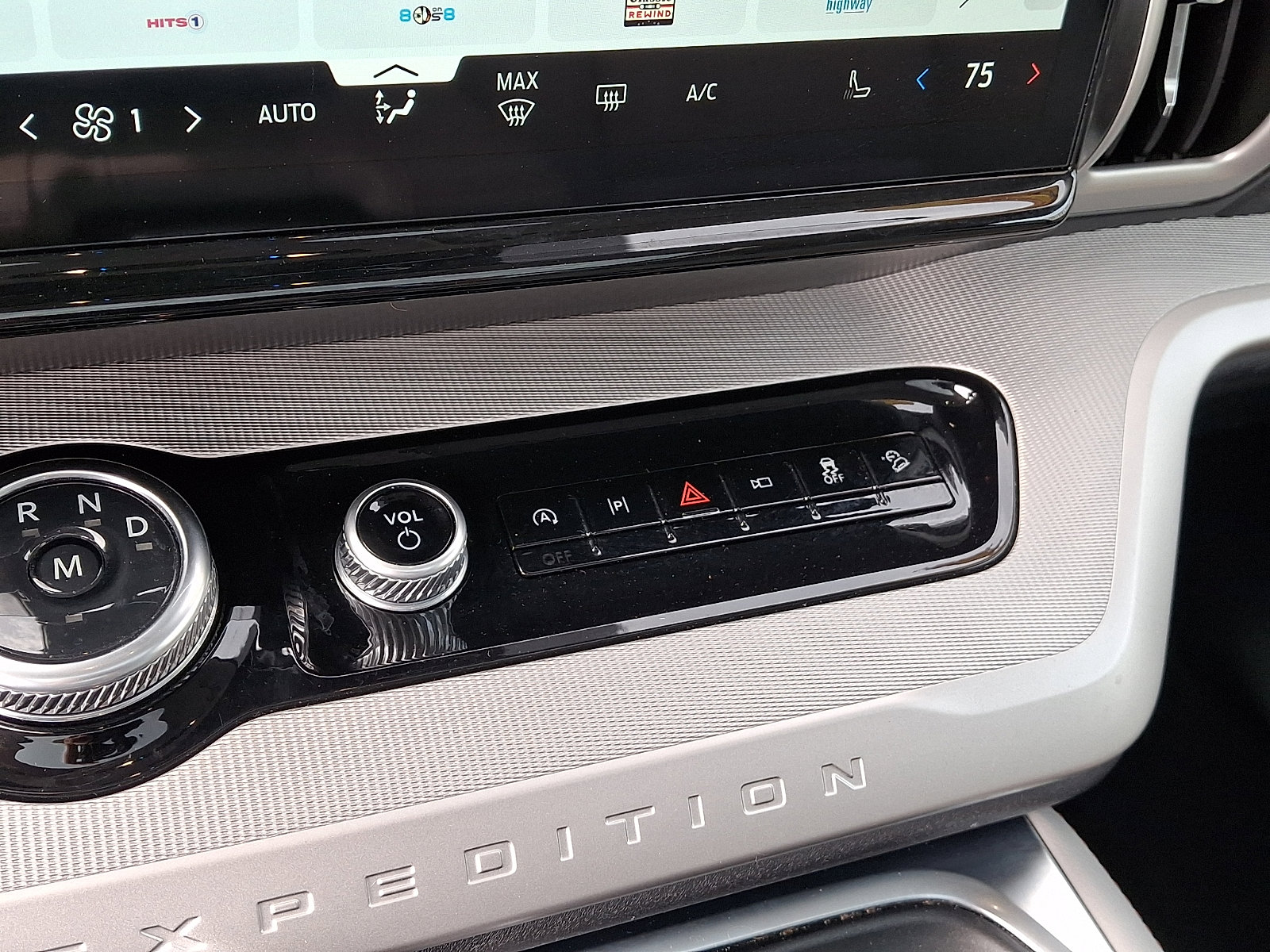 Certified 2025 Ford Expedition Max Active AWD/4WD image 25