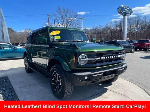 Certified 2025 Ford Bronco Outer Banks AWD/4WD image 1