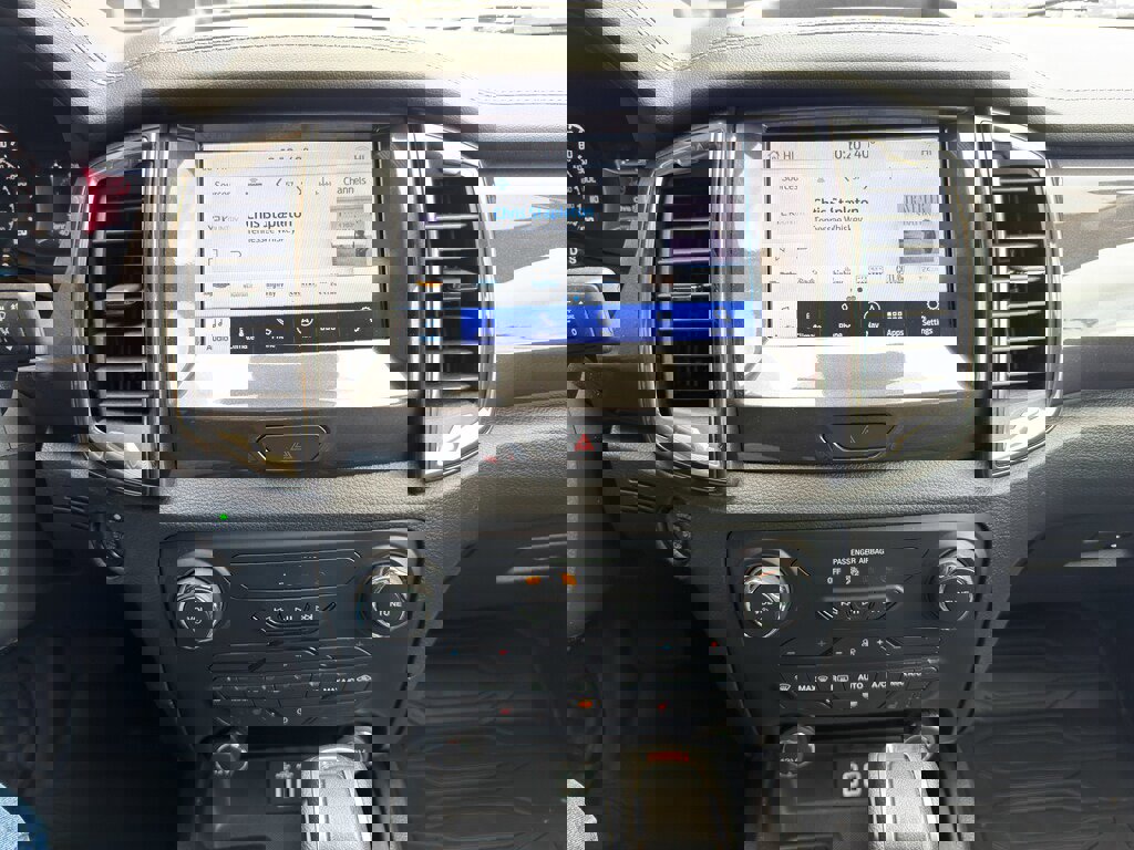 Certified 2020 Ford Ranger Lariat w/ Equipment Group 501A Mid image 35