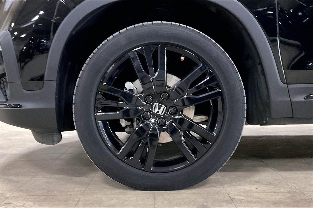 Used 2021 Honda Pilot Black Edition image 11