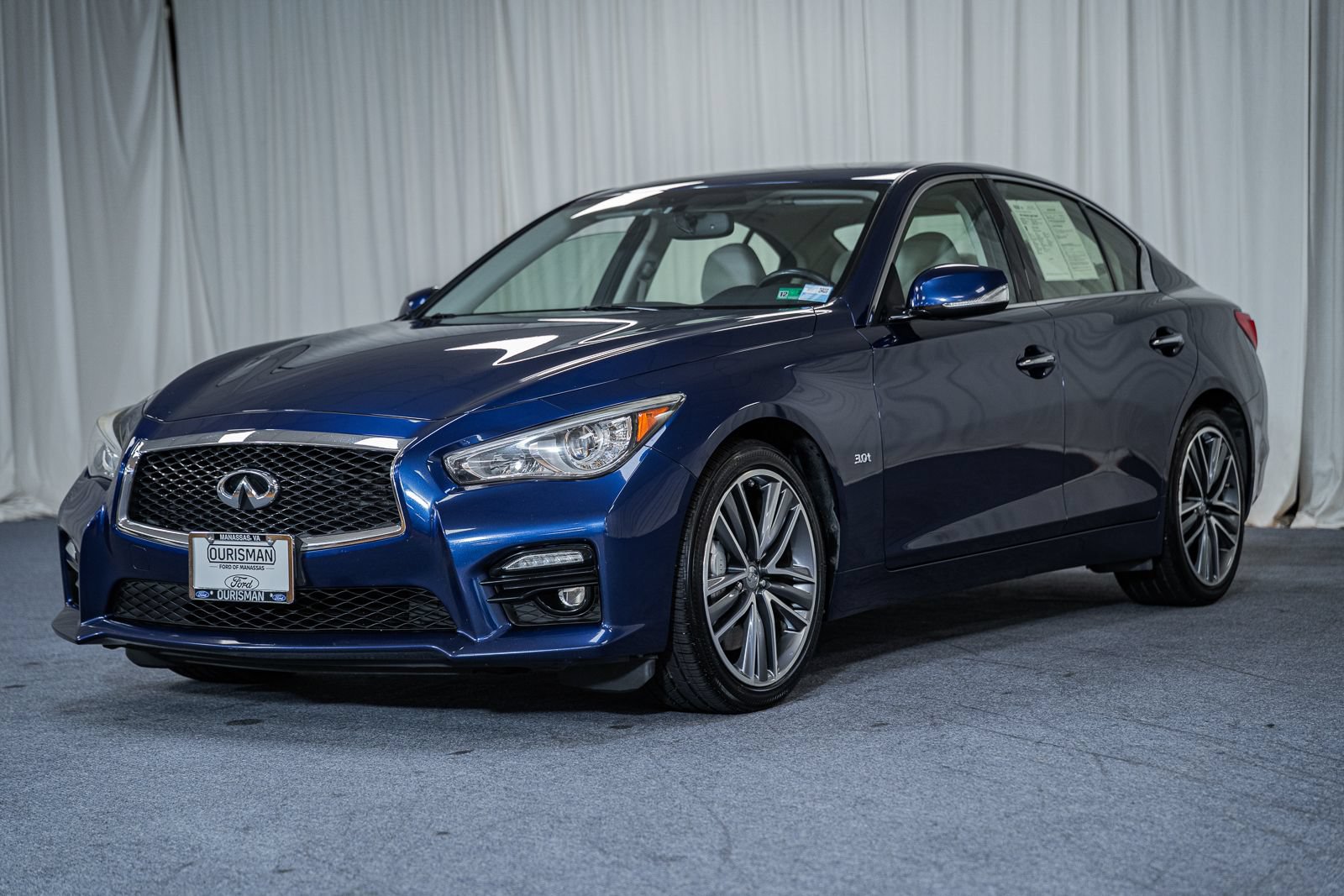 Used 2017 INFINITI Q50 Sport AWD/4WD image 3