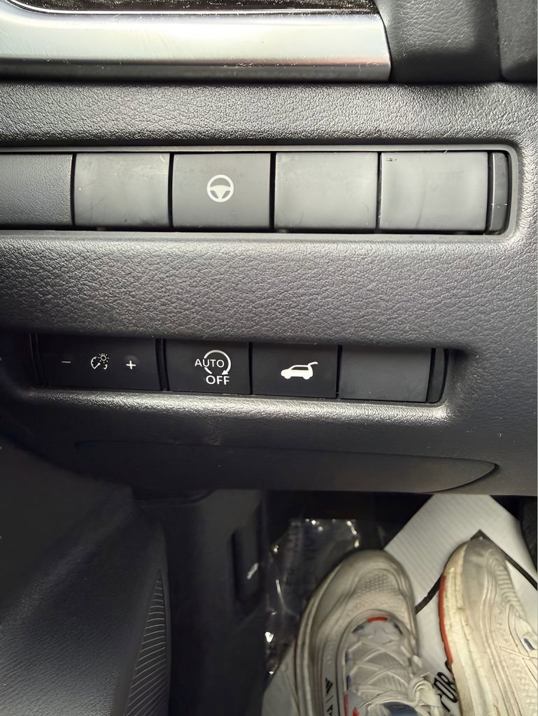 Used 2023 Nissan Rogue SL w/ SL Premium Package AWD/4WD image 25