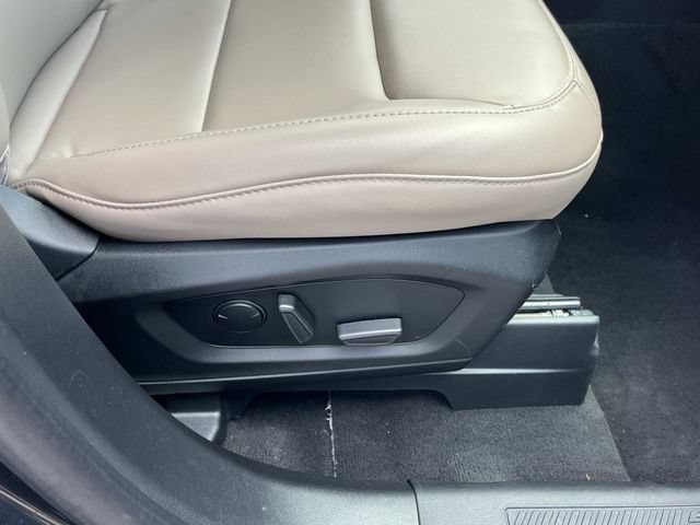 Certified 2024 Ford Explorer XLT w/ Equipment Group 202A AWD/4WD image 29