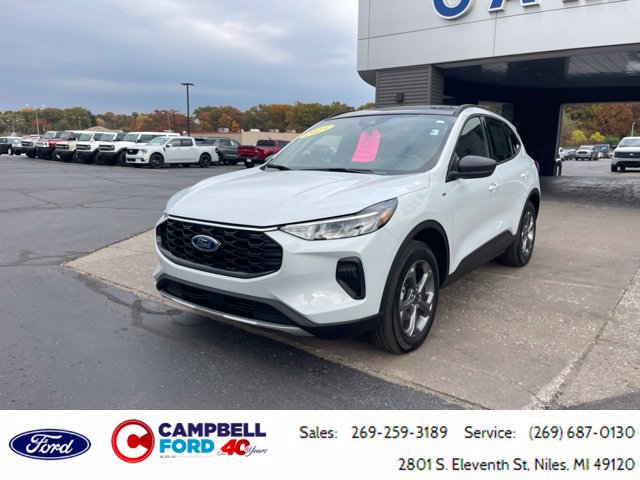 Certified 2025 Ford Escape ST-Line w/ Tech Pack #1 AWD/4WD image 7