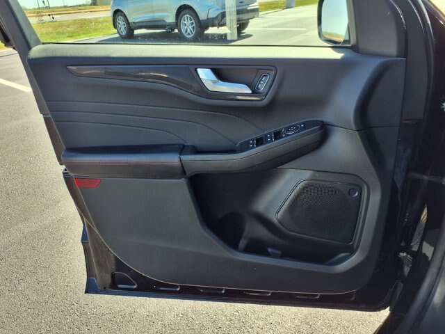Certified 2023 Ford Escape ST-Line w/ Tech Pack #1 FWD image 21