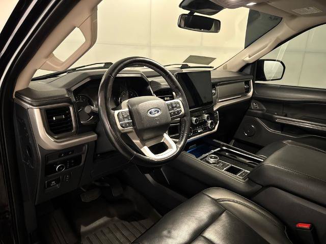 Certified 2023 Ford Expedition Max XLT RWD image 5