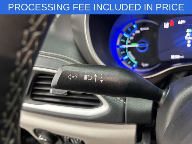 Used 2023 Chrysler Pacifica Touring-L FWD image 19