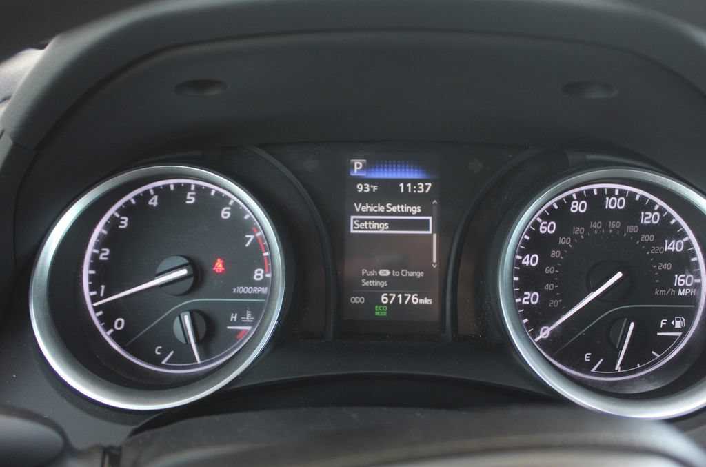 Used 2023 Toyota Camry LE FWD image 12