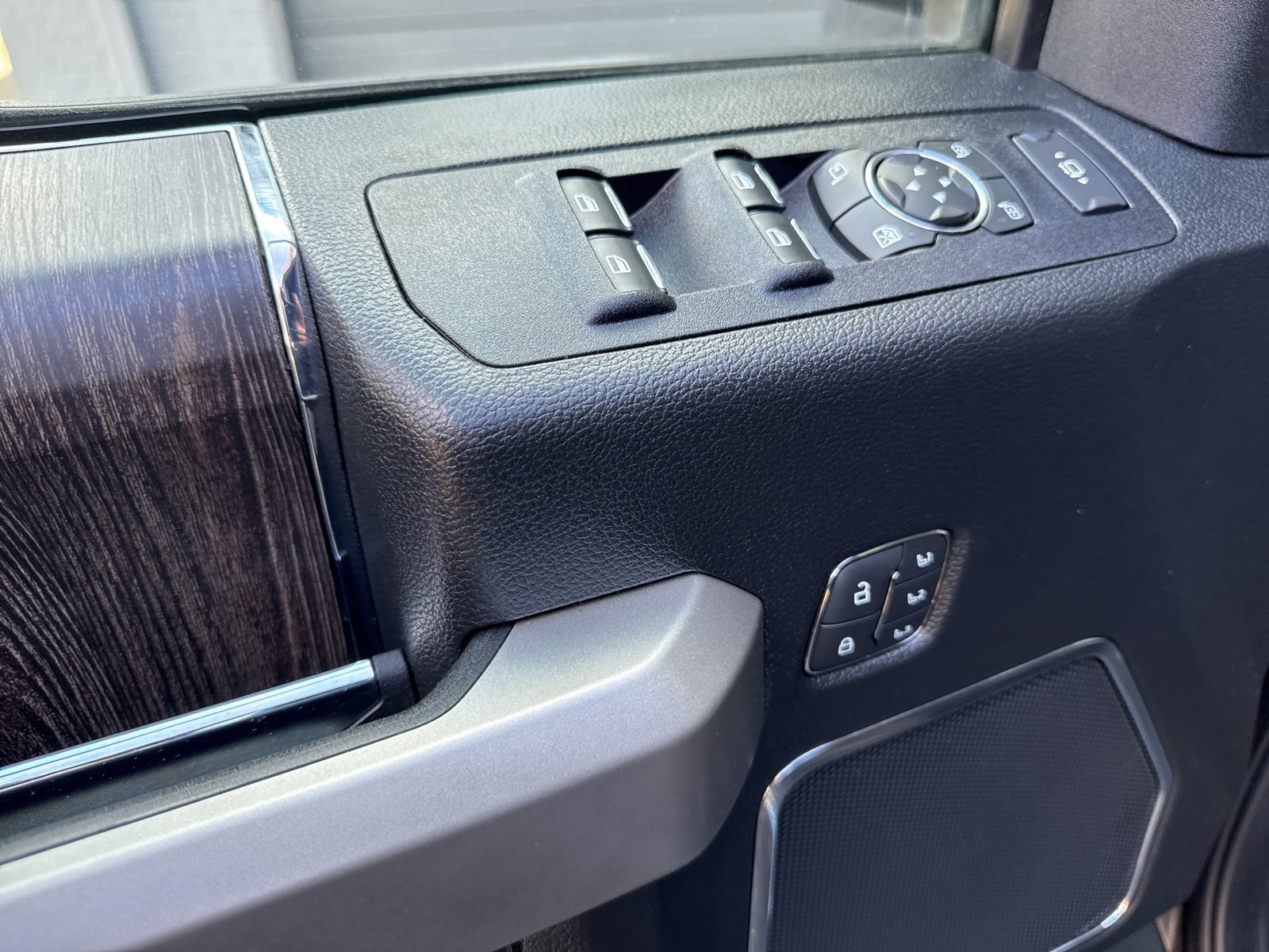 Certified 2021 Ford F250 Lariat image 25