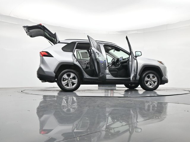 Used 2025 Toyota RAV4 XLE w/ Weather Package AWD/4WD image 48
