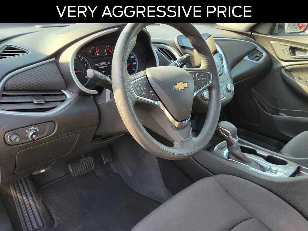 Used 2023 Chevrolet Malibu LS image 16
