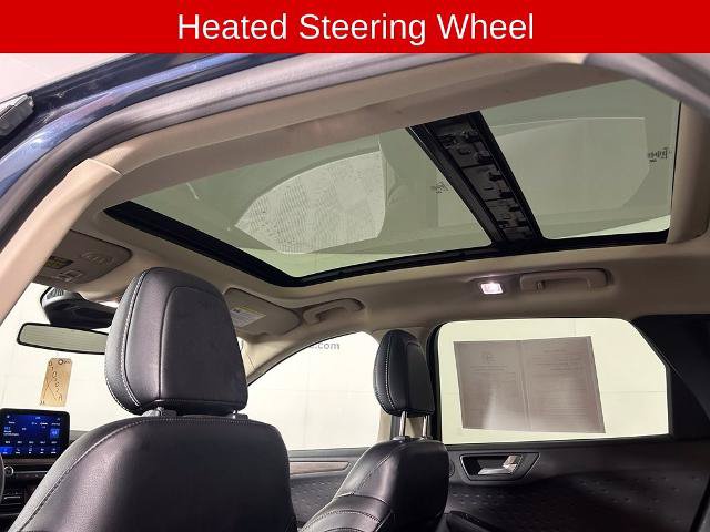 Certified 2020 Ford Escape Titanium w/ Titanium Premium Package 2.0 AWD/4WD image 13