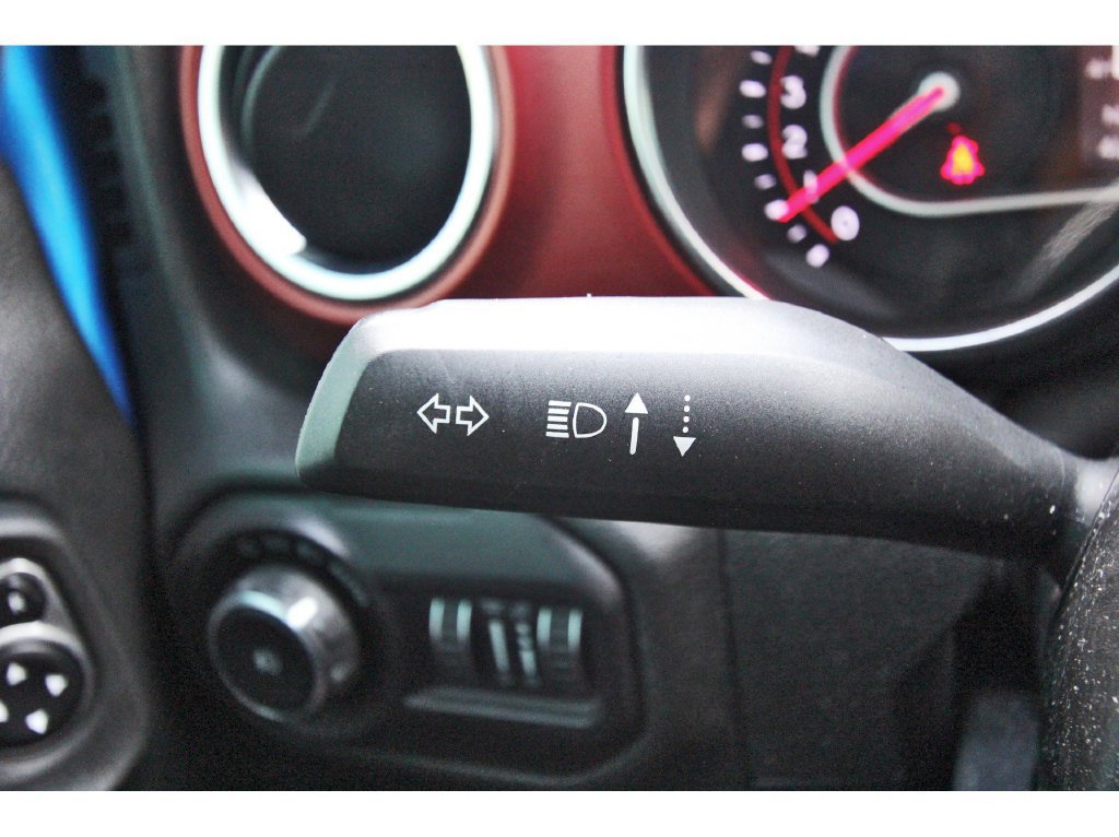 Used 2021 Jeep Wrangler Unlimited Rubicon AWD/4WD image 18