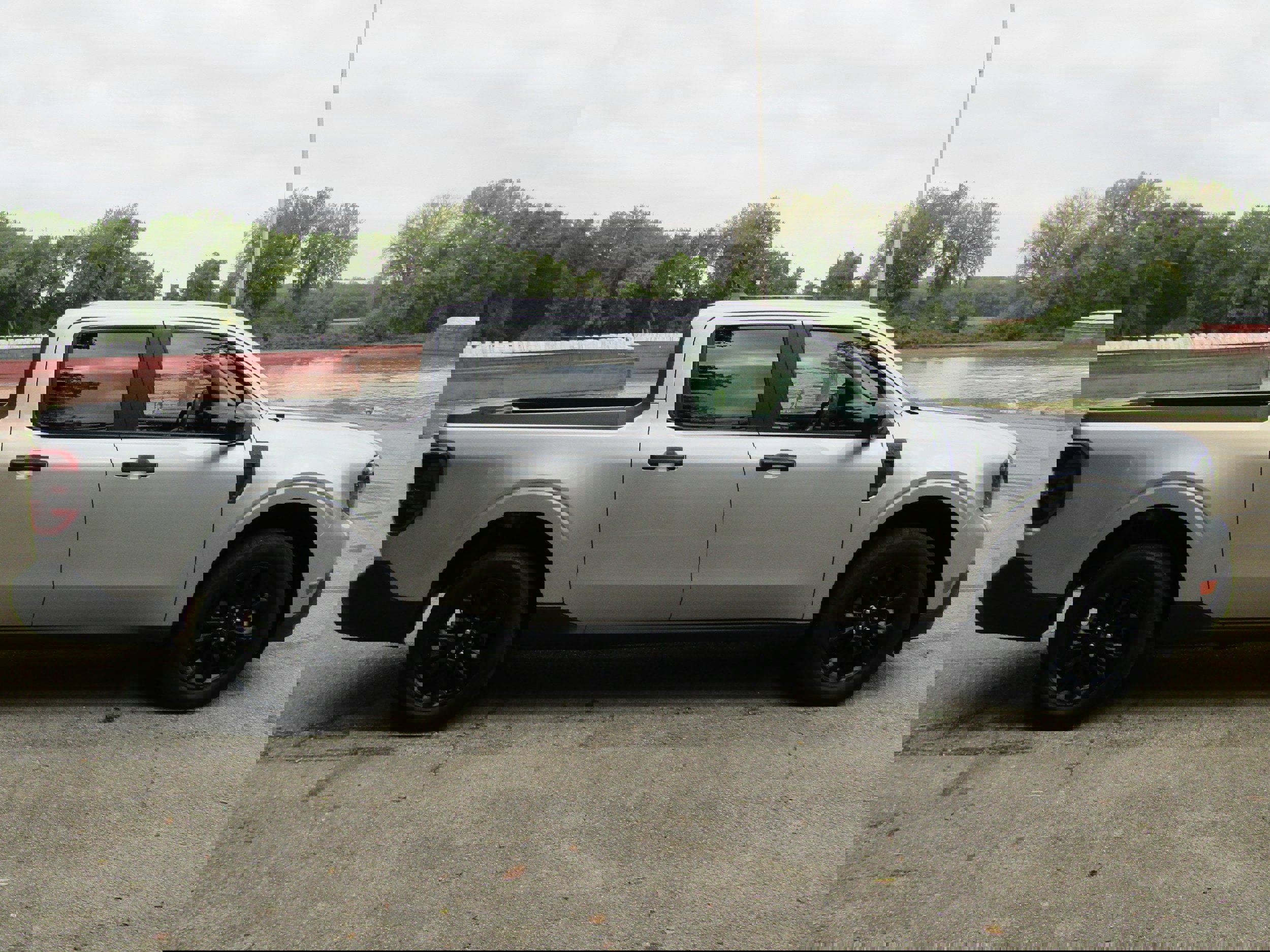 Certified 2024 Ford Maverick XLT w/ XLT Luxury Package image 6