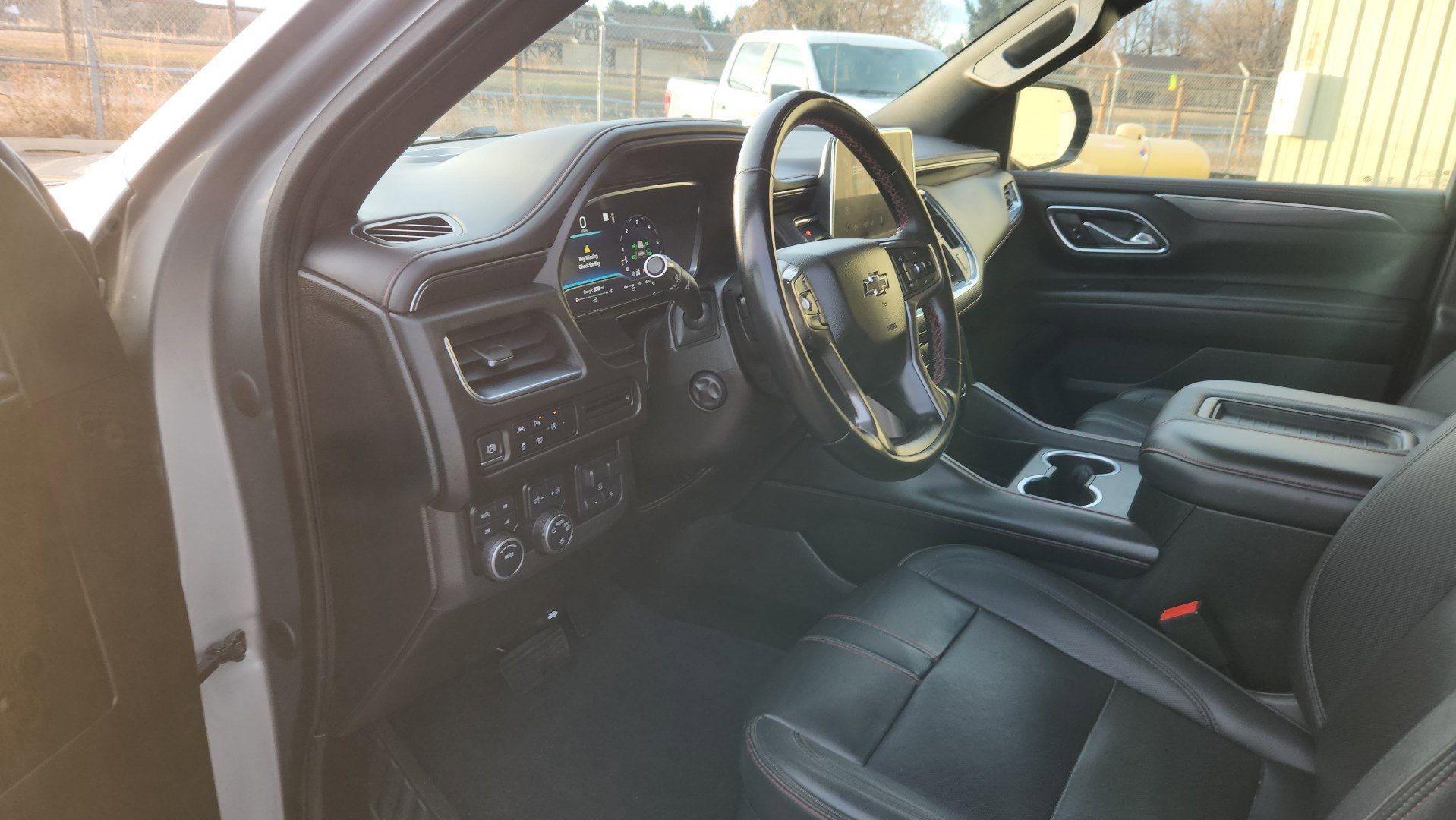 Used 2023 Chevrolet Suburban RST w/ Luxury Package image 24