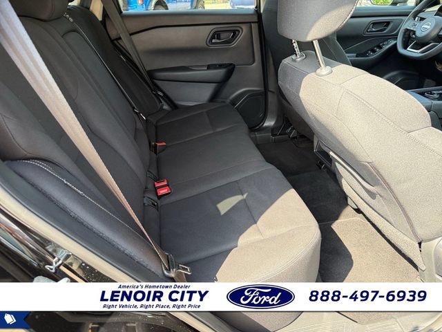 Used 2024 Nissan Rogue S AWD/4WD image 12