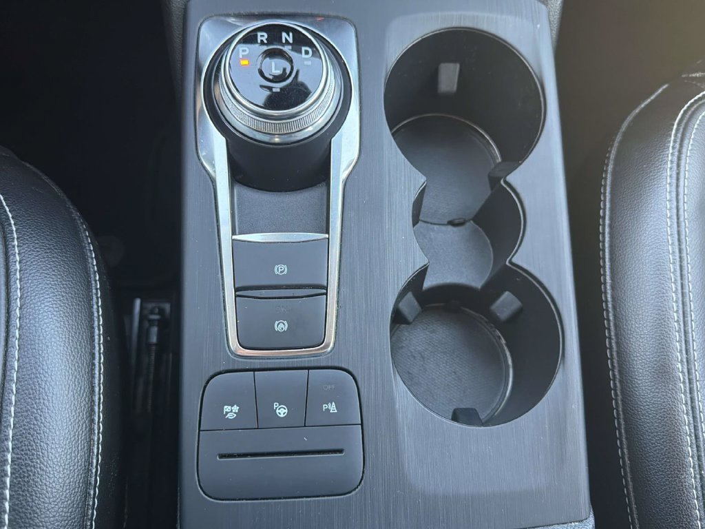Certified 2020 Ford Escape Titanium FWD image 22