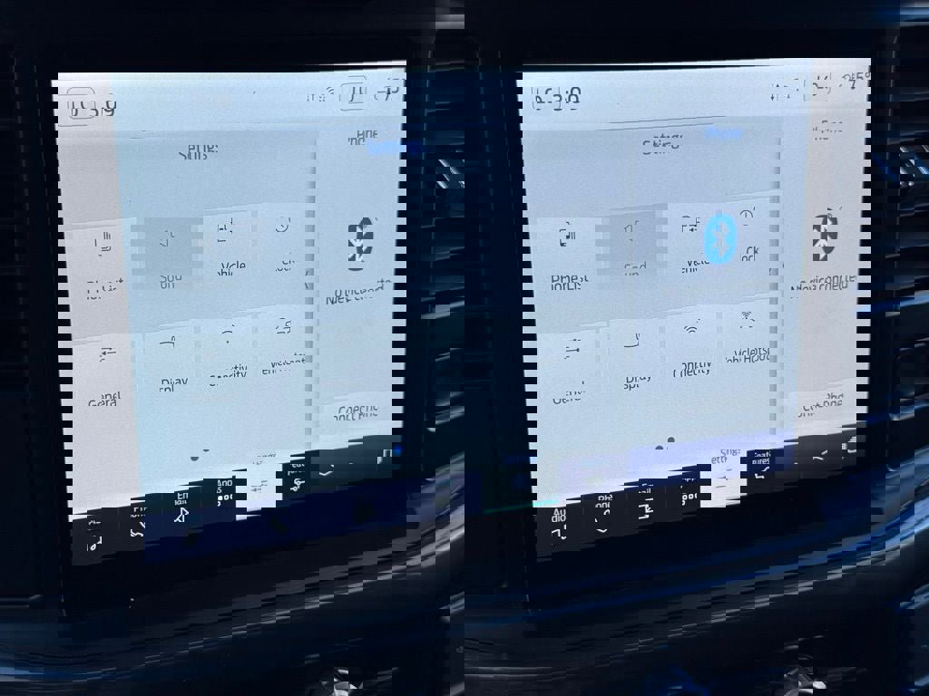 Certified 2022 Ford F150 XLT w/ Equipment Group 302A High image 28