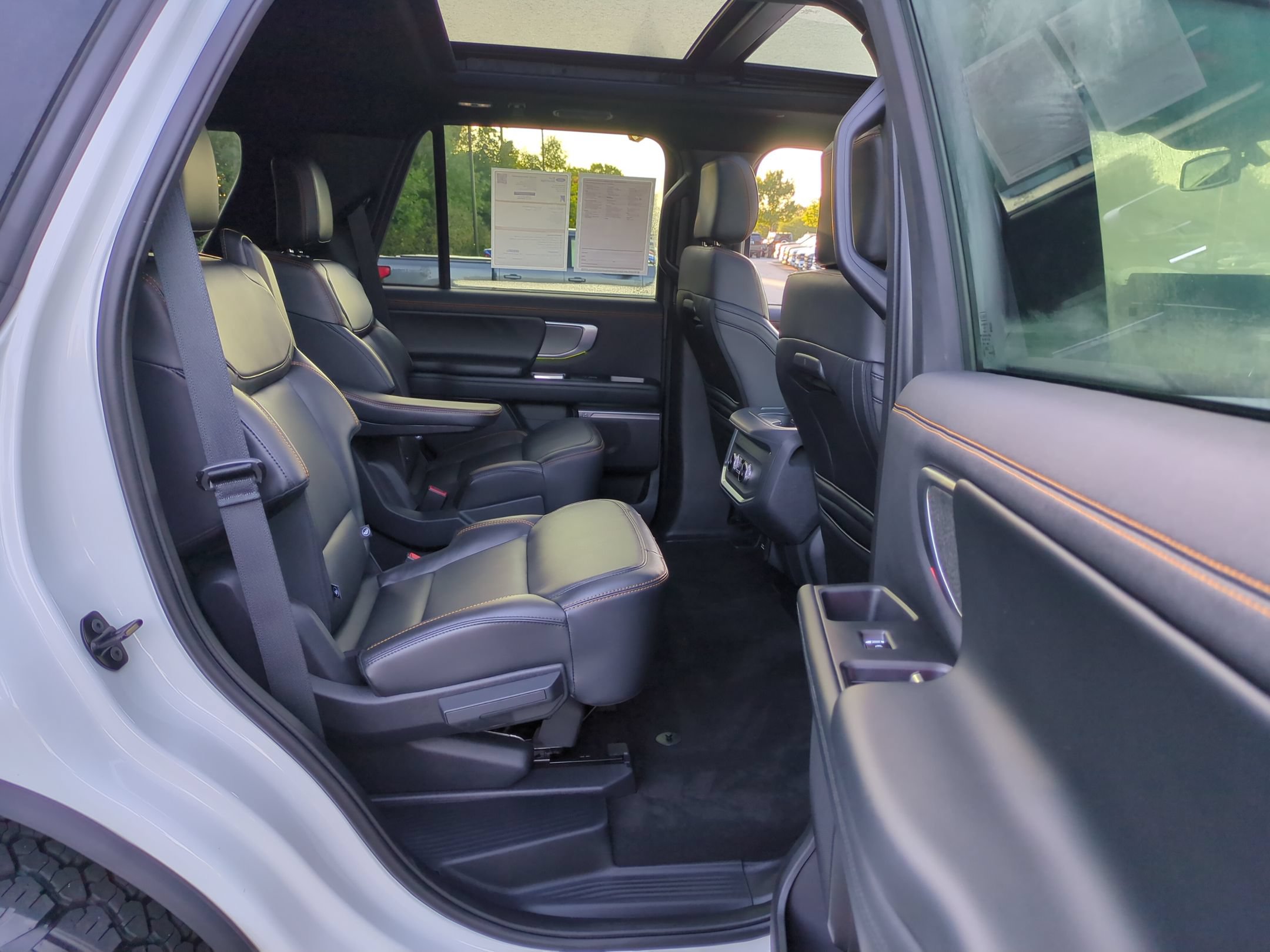 Certified 2025 Ford Expedition Tremor AWD/4WD image 35