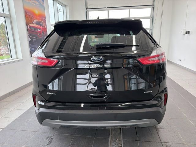 Certified 2024 Ford Edge SEL AWD/4WD image 4