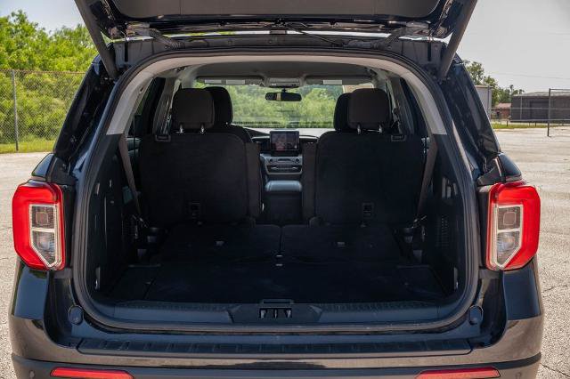 Certified 2024 Ford Explorer XLT RWD image 25