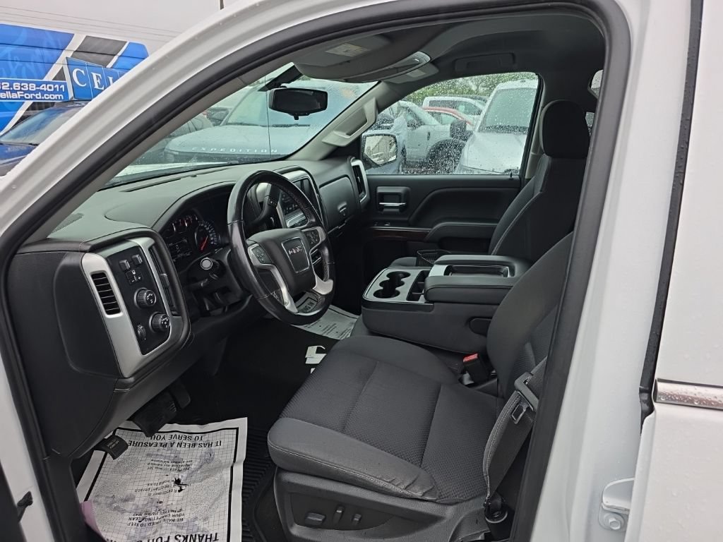Used 2018 GMC Sierra 1500 SLE w/ SLE Value Package AWD/4WD image 4