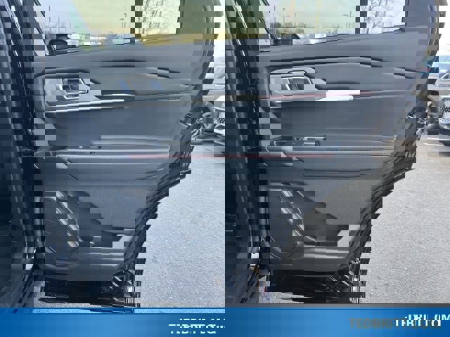 Certified 2026 Ford Explorer ST-Line w/ ST-Line Street Pack image 21