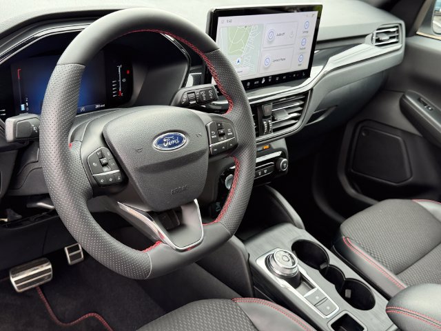 Certified 2023 Ford Escape ST-Line w/ Tech Pack #1 AWD/4WD image 18