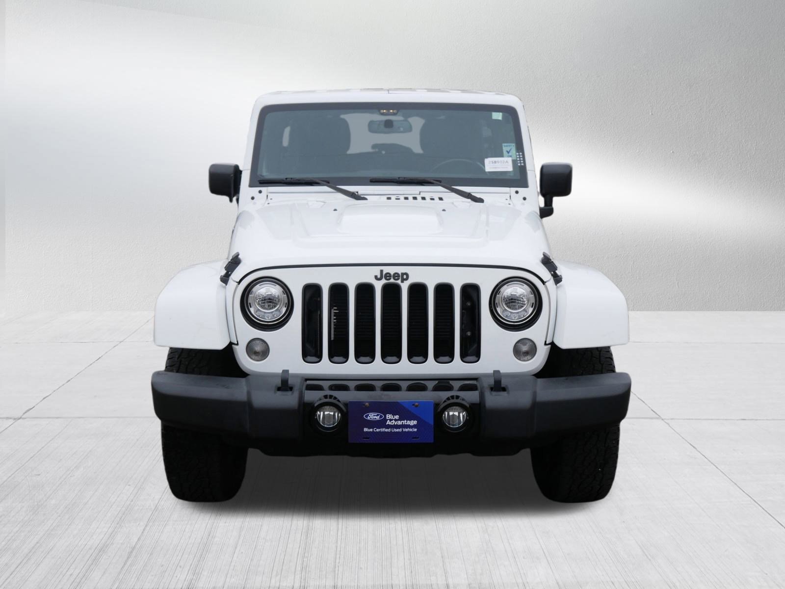 Used 2018 Jeep Wrangler Unlimited Sahara image 8
