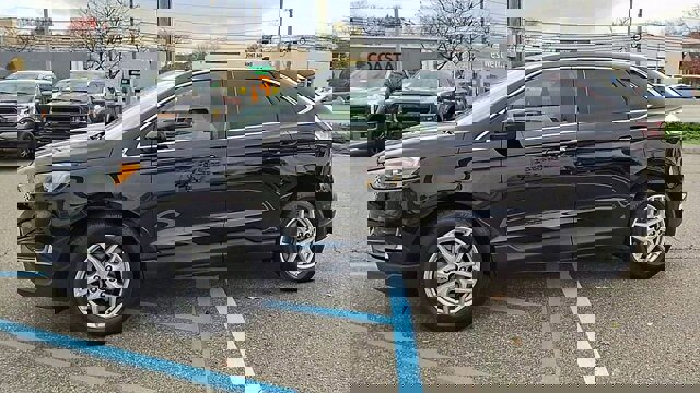Certified 2023 Ford Edge SEL w/ Convenience Package image 4