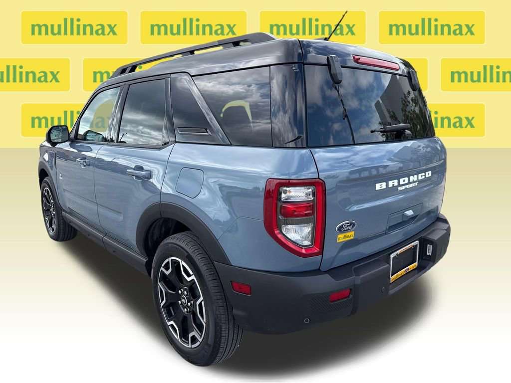 Certified 2025 Ford Bronco Sport Outer Banks w/ Outer Banks Tech Package+ image 9