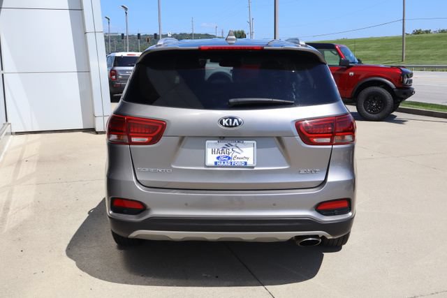 Used 2019 Kia Sorento EX AWD/4WD image 4