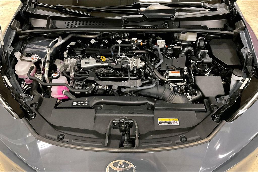 Used 2024 Toyota Prius LE FWD image 10