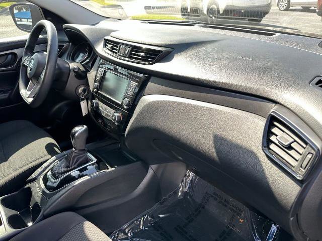Used 2020 Nissan Rogue Sport S image 22