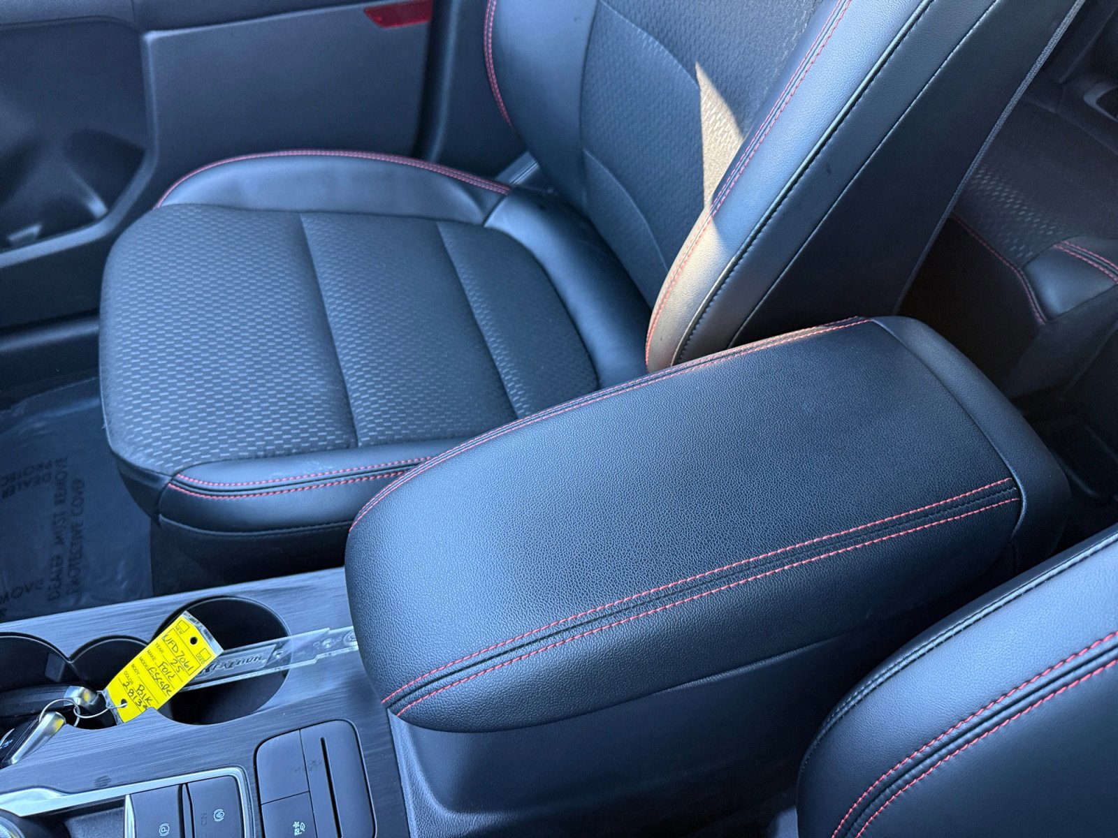 Certified 2025 Ford Escape ST-Line w/ Equipment Group 301A image 14