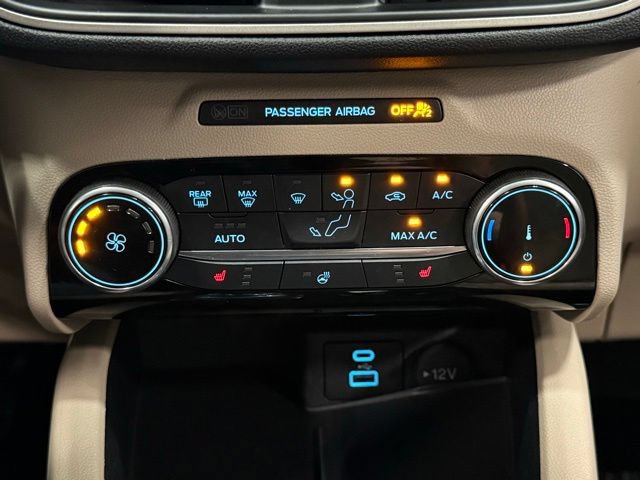 Certified 2022 Ford Escape SE w/ Cold Weather Package AWD/4WD image 29
