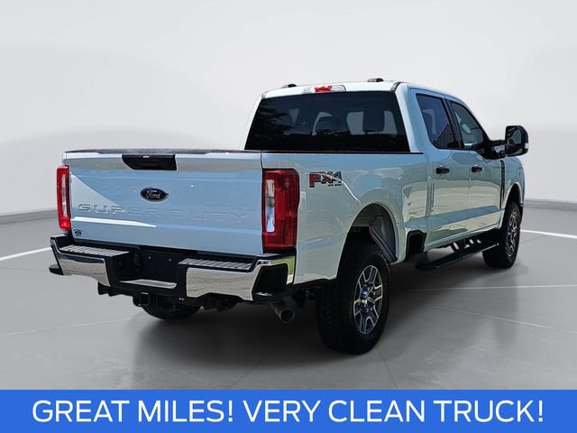 Certified 2025 Ford F250 XLT w/ FX4 Off-Road Package AWD/4WD image 3