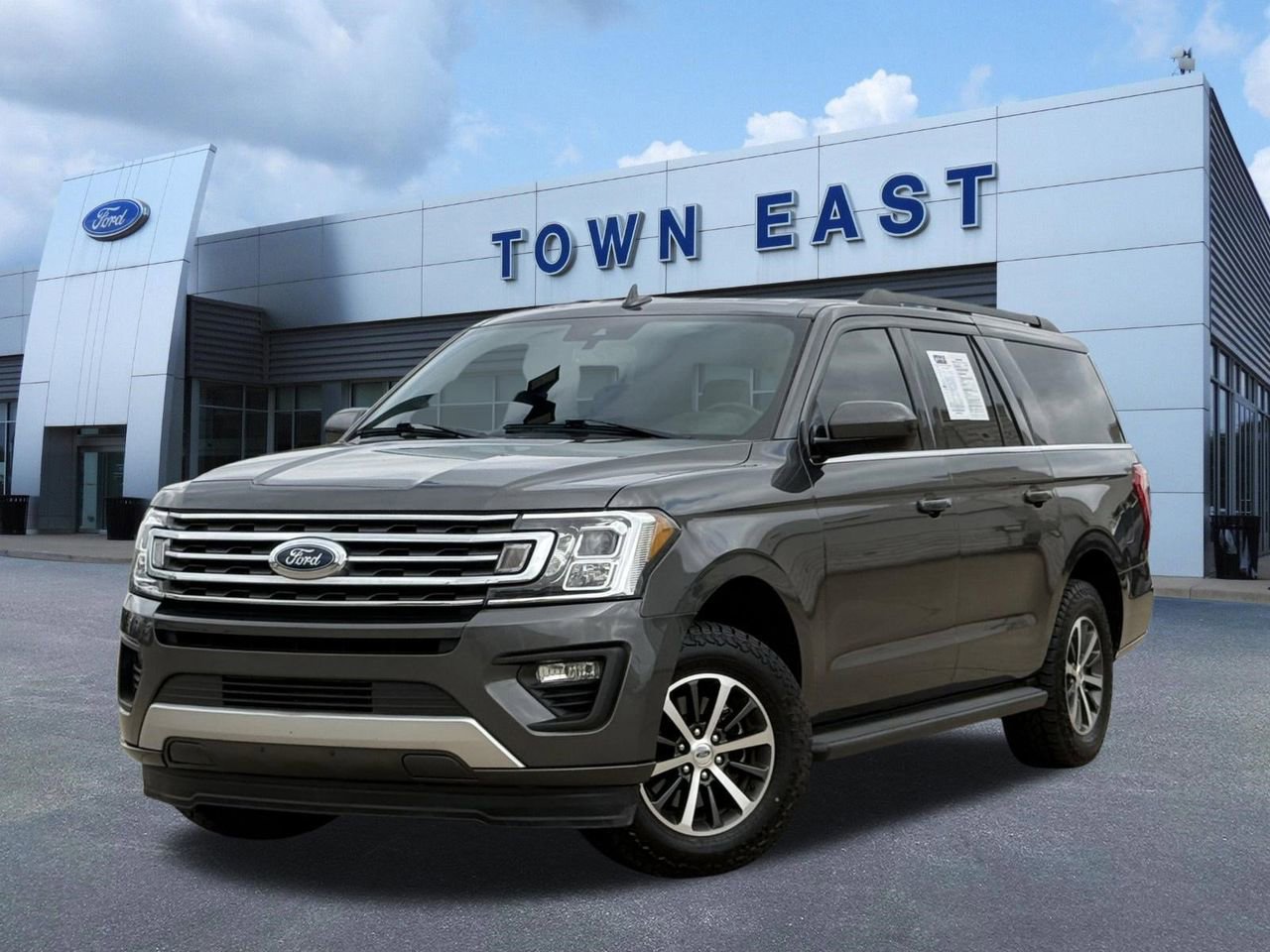 Certified 2021 Ford Expedition Max XLT image 1