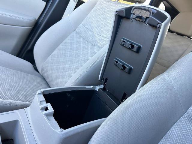 Used 2019 Nissan Rogue Sport SV FWD image 38