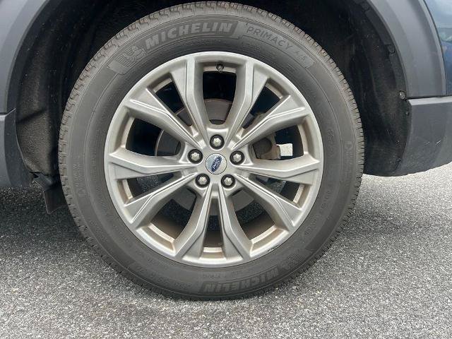 Certified 2023 Ford Explorer XLT w/ Equipment Group 202A AWD/4WD image 30