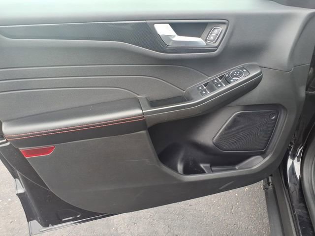 Certified 2023 Ford Escape ST-Line w/ Tech Pack #1 image 11