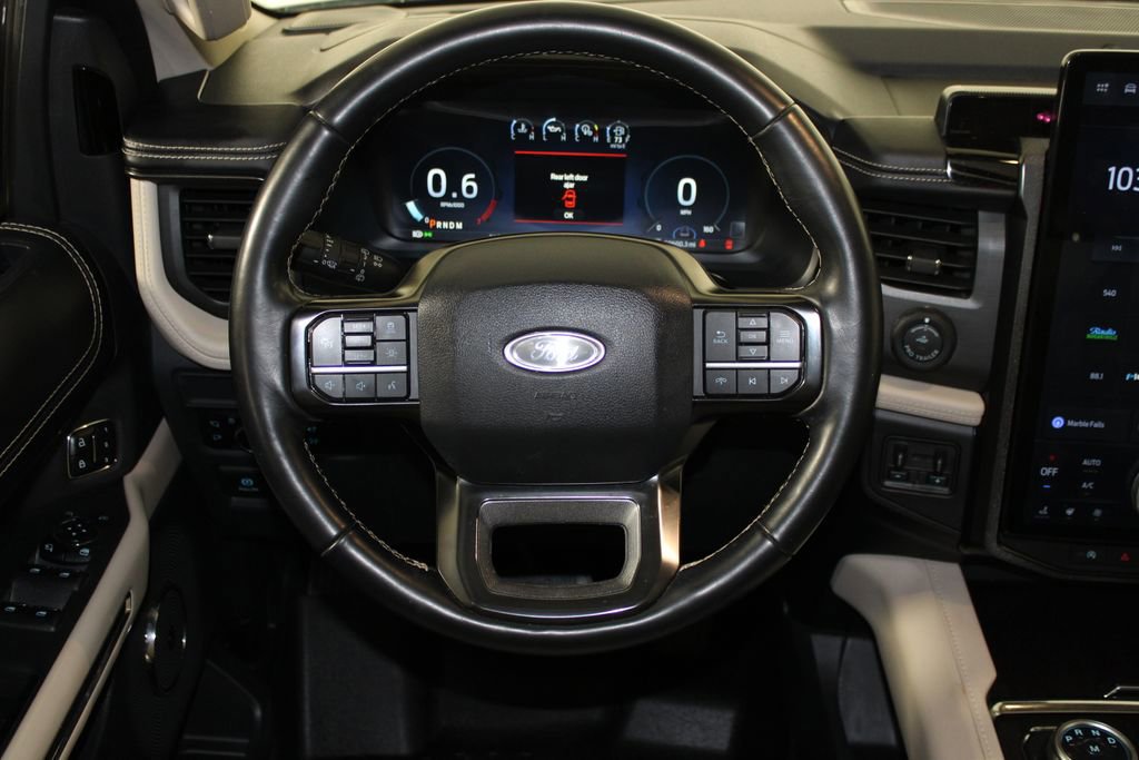 Certified 2023 Ford Expedition Platinum image 15