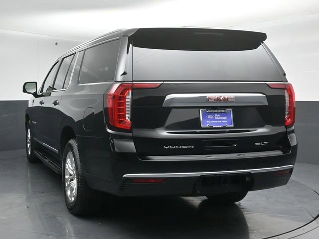 Used 2023 GMC Yukon XL SLT w/ SLT Premium Package AWD/4WD image 2