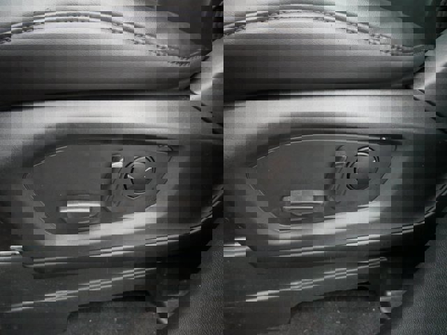 Certified 2024 Ford Explorer XLT w/ Equipment Group 202A image 14