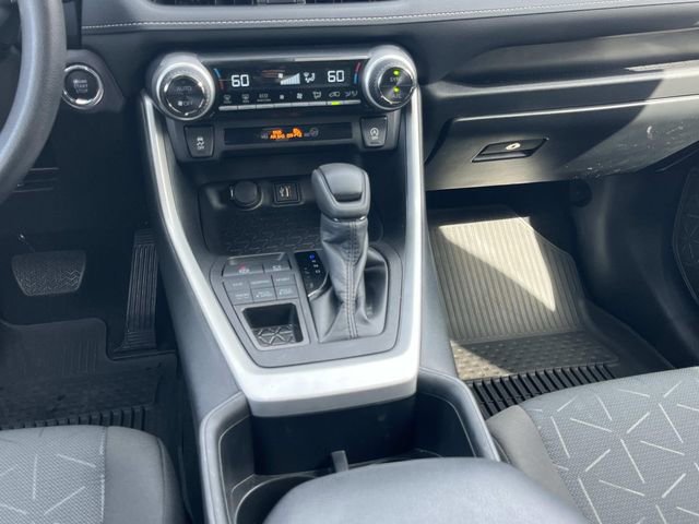 Used 2024 Toyota RAV4 XLE image 16